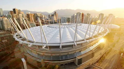 上海申花遭重创，连败大连英博后恐四大冠军梦碎，2026赛季前景堪忧